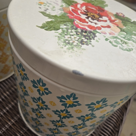 Pioneer Woman 2 Tin Canister Set - Picture 3 of 10